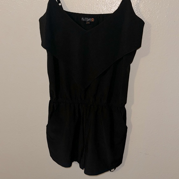 G by GUESS Romper - Picture 2 of 4